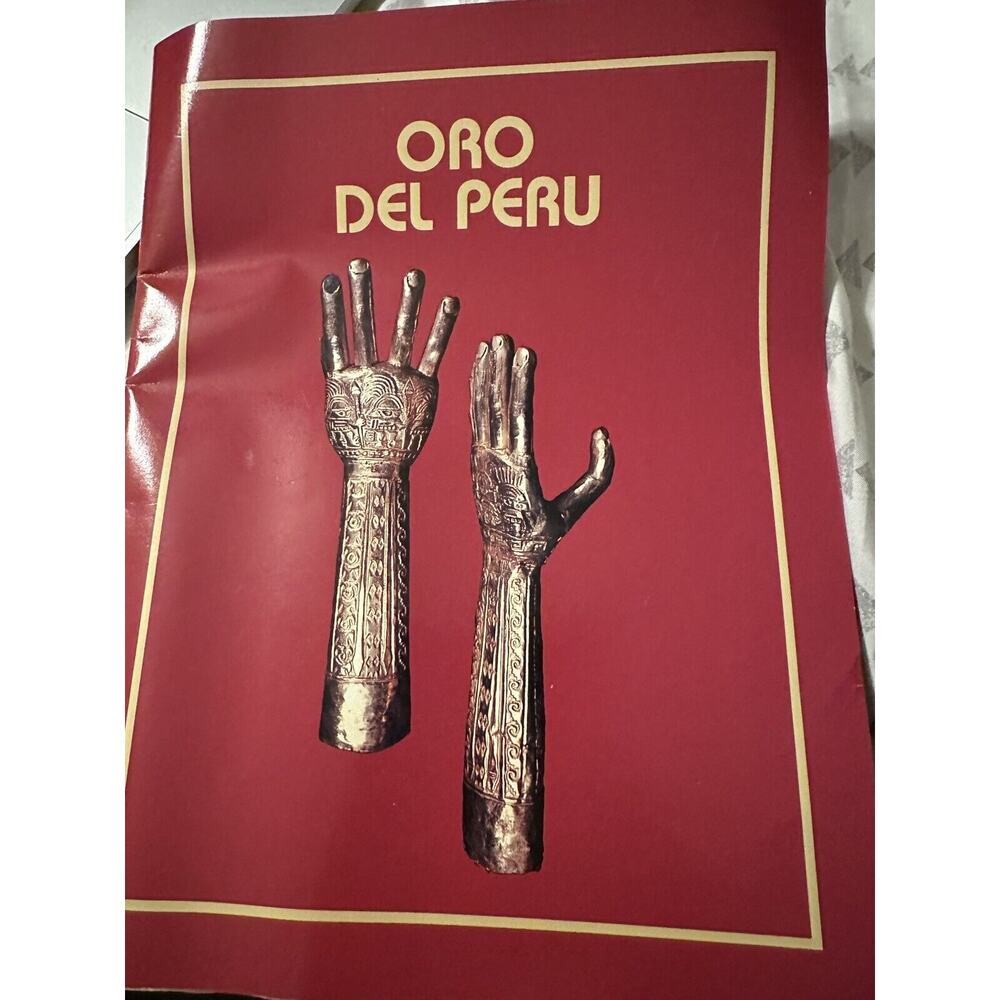 Oro Del Peru 1982 World's Fair museum exhibition program,‎ book